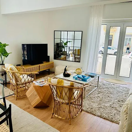 Luxury Ocean View House - بيت للعطل *